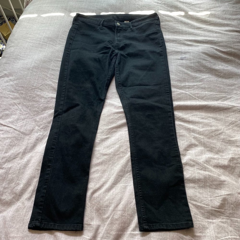 NWOT H&M Skinny Ankle Black Jeans